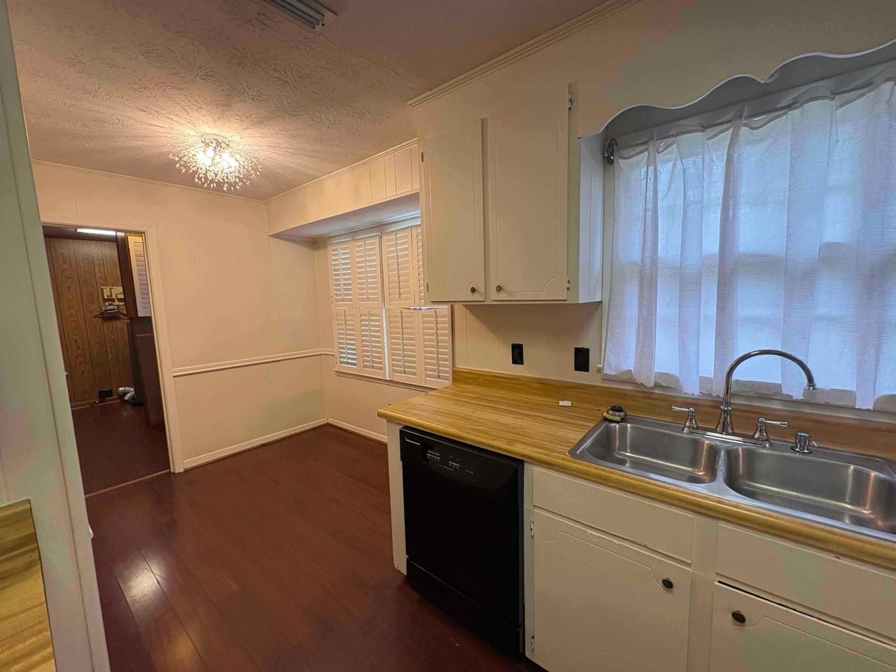 712 Habersham Rd #1 - Photo 4 of 9