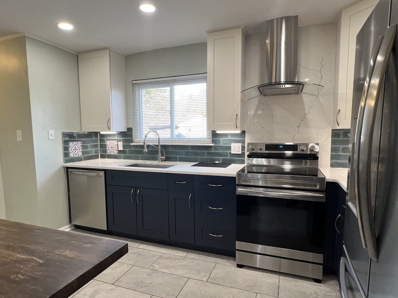 424 Old Forge Ct #1 - Photo 3 of 21