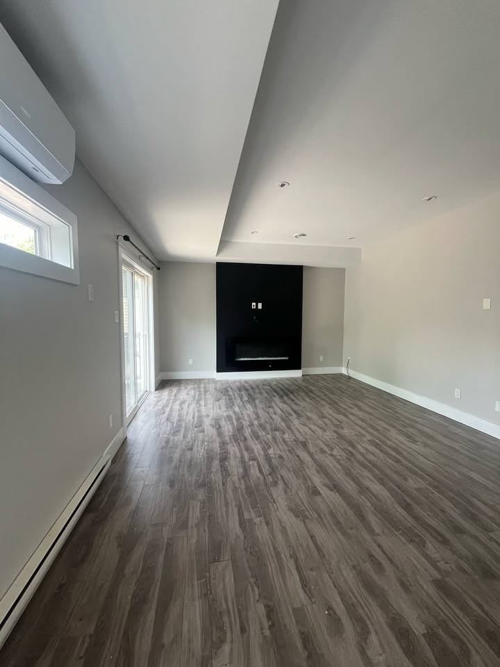 162 Wesley St #162 - Photo 4 of 12