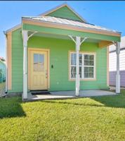 featured image of 1404 General Mouton Ave #1