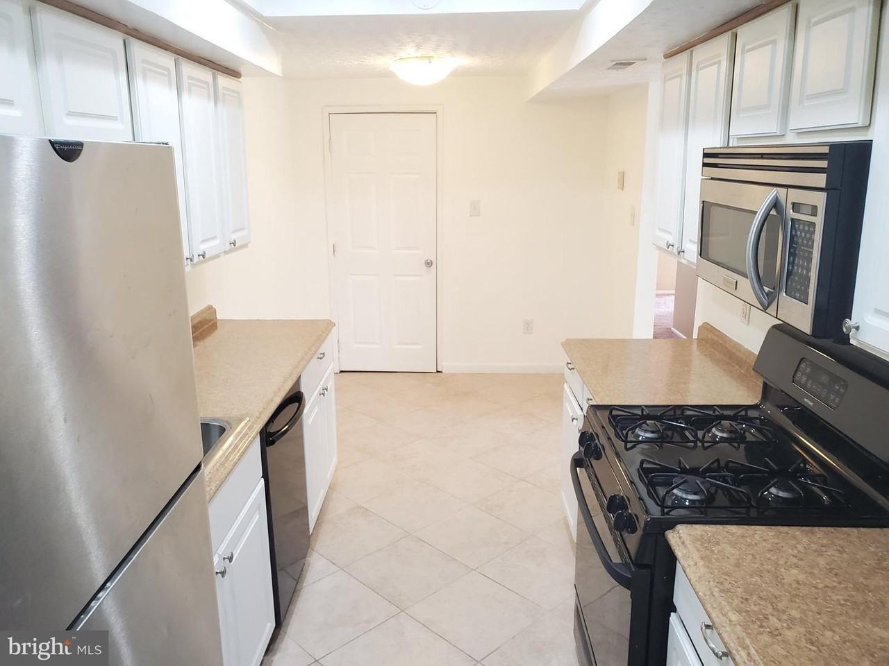 10218 Prince Pl #1 - Photo 6 of 34