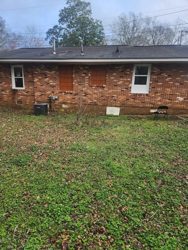 8 Tuxedo Ave #1 - Photo 3 of 14