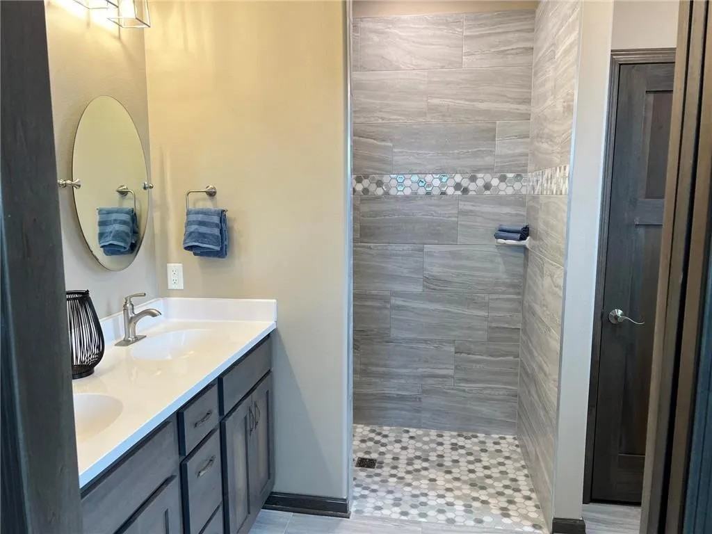 3104 Bassett Dr #1 - Photo 4 of 6