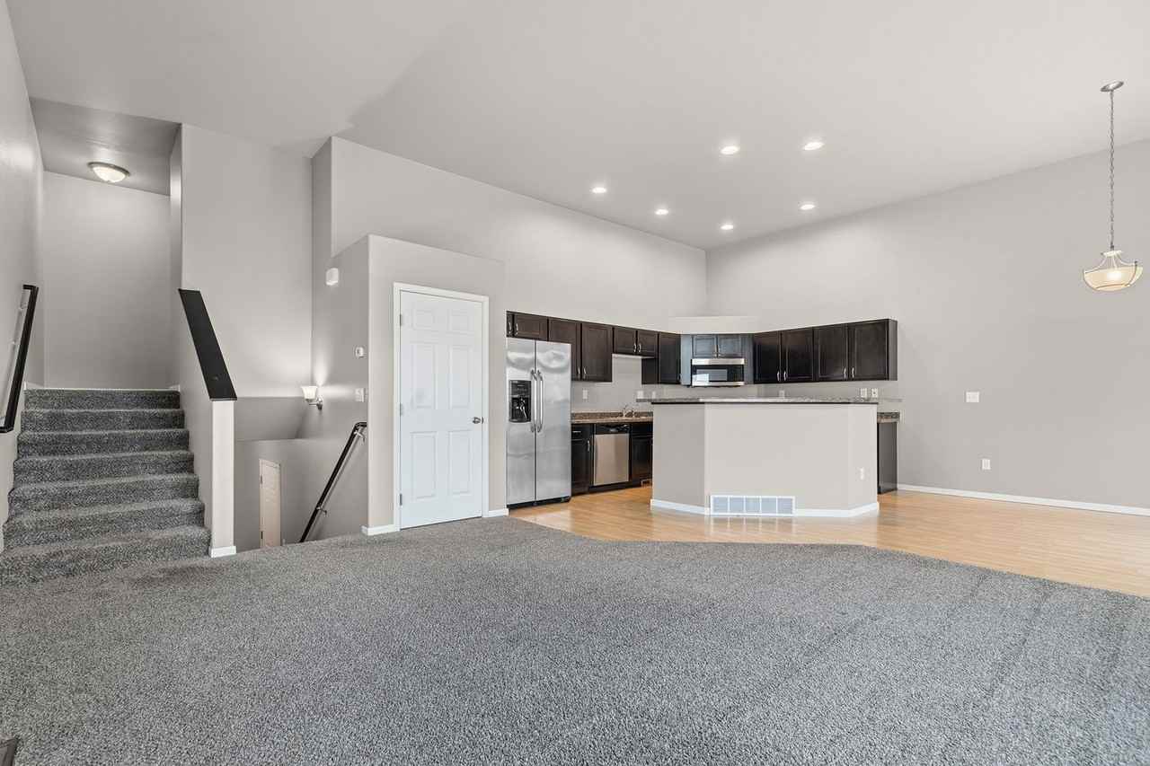 Stonebridge Town Homes - Photo 2 of 20