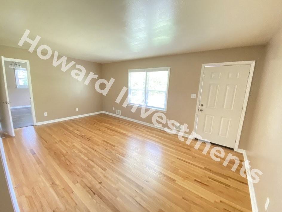 119 Buckboard Dr #1 - Photo 4 of 13