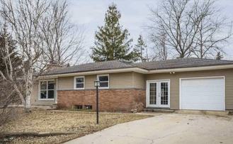 2285 E Carriage Hill Dr #3 - Photo 1 of 1