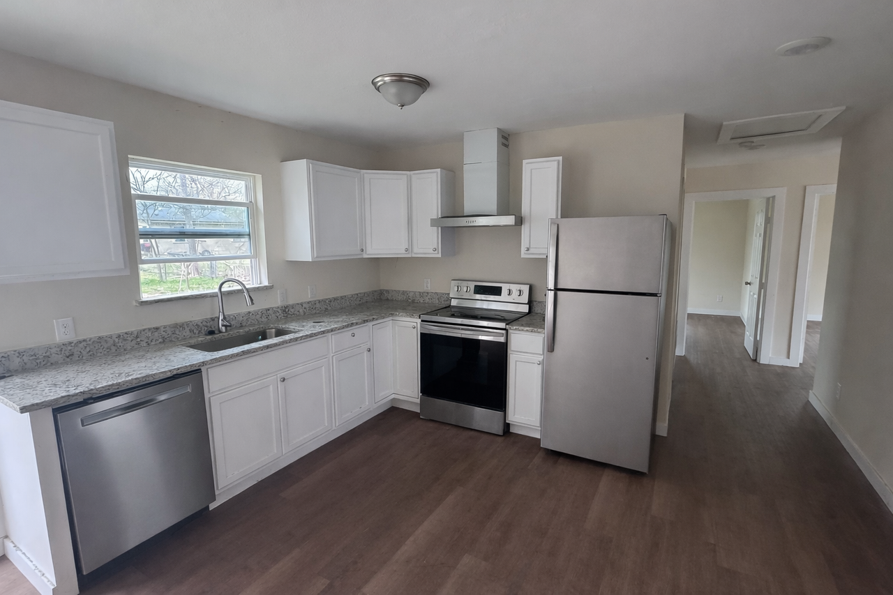 1234 Coleman St #1 - Photo 2 of 11