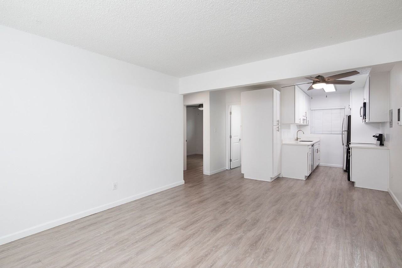 Catalina Pacific Apartments - Photo 5 of 27