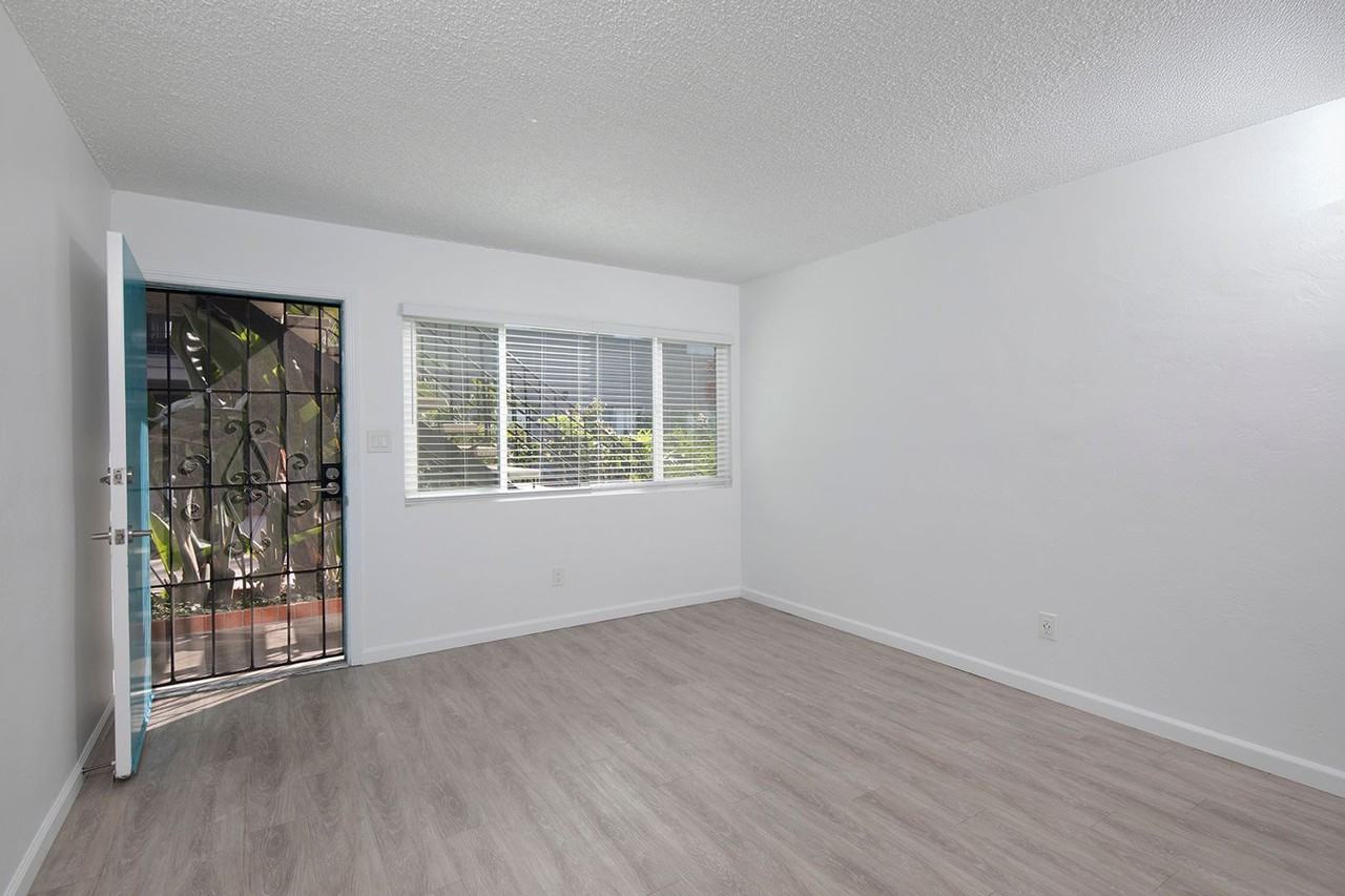 Catalina Pacific Apartments - Photo 6 of 27