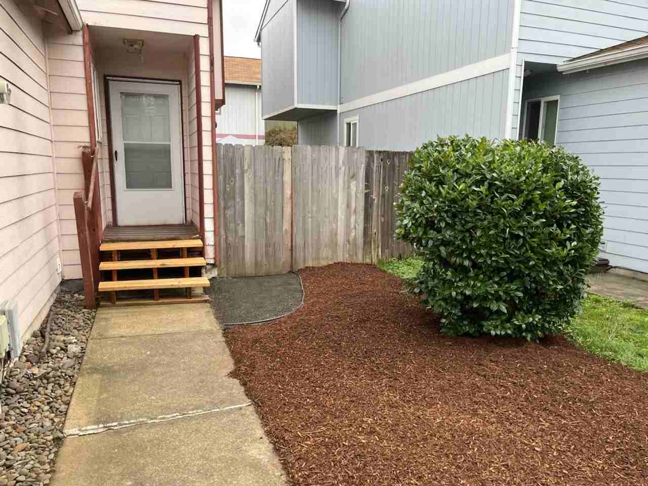 3113 Ne Flintlock Pl - Photo 3 of 33