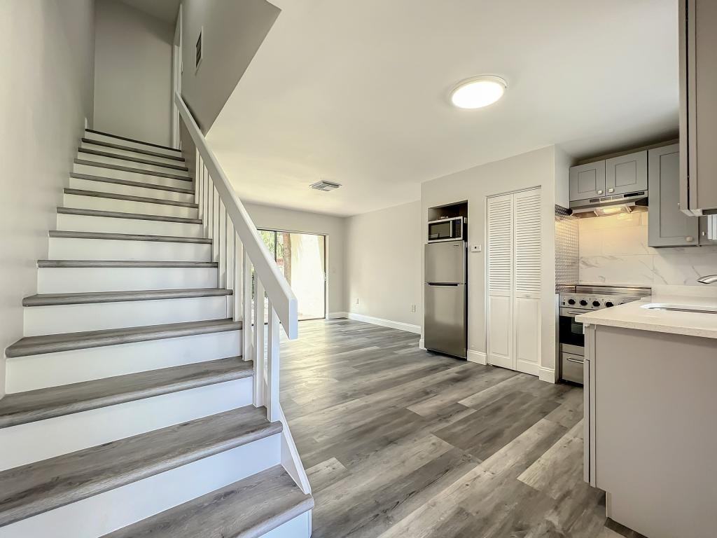 10288 Turkey Lake Rd A20 - 132 - Photo 6 of 45