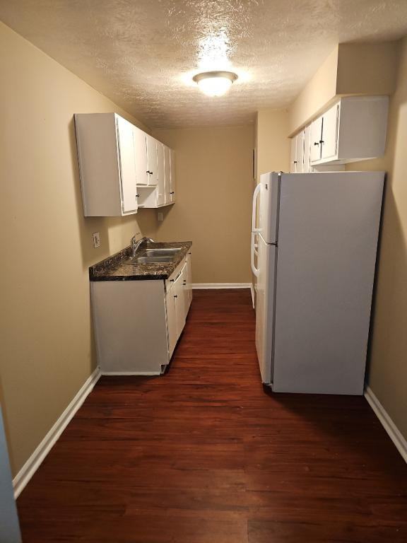 1804 Dalton Ct - Photo 4 of 16