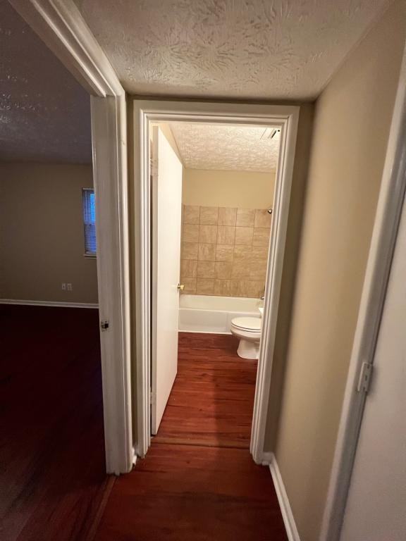 1804 Dalton Ct - Photo 6 of 16