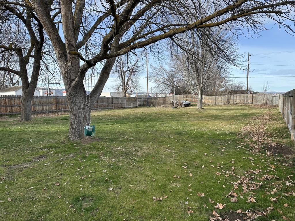 2067 Sundown St - Photo 6 of 50