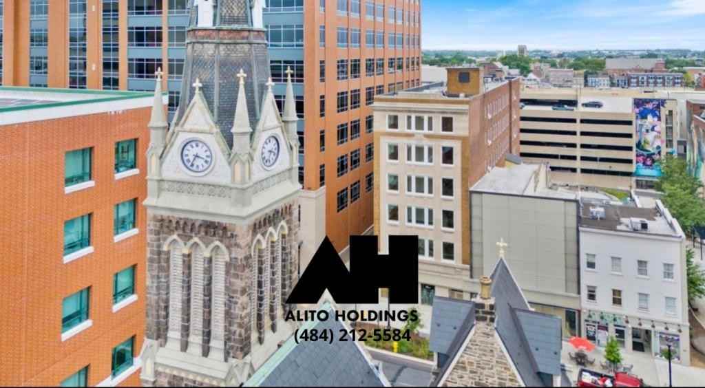 627 Hamilton St - Photo 5 of 26