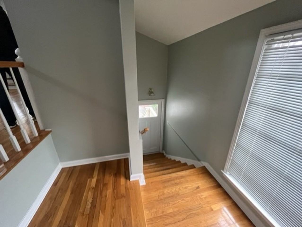 883 Monroe Drive NE - Photo 5 of 24