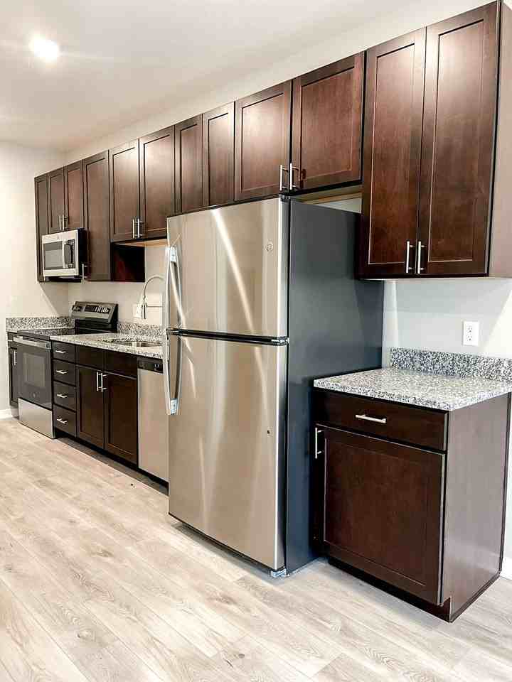 HORIZON - Photo 7 of 50