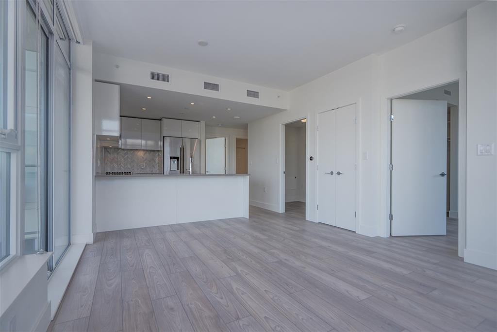 3581 East Kent Avenue North #504 - Photo 4 of 17