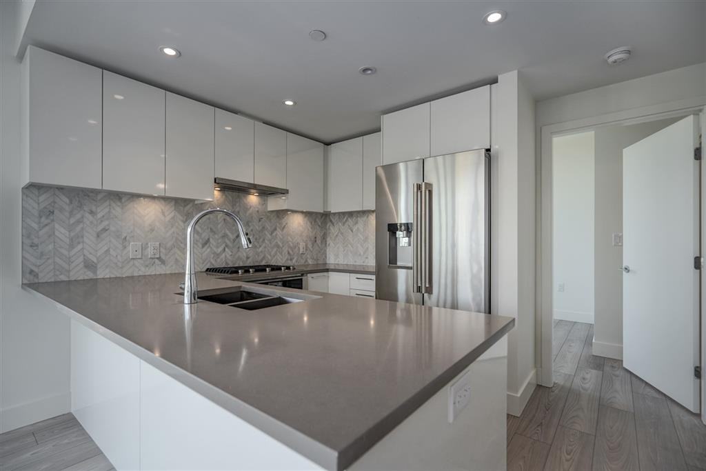 3581 East Kent Avenue North #504 - Photo 2 of 17