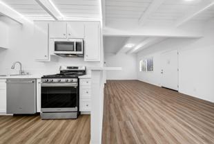 14410 Valerio St - Photo 1 of 1