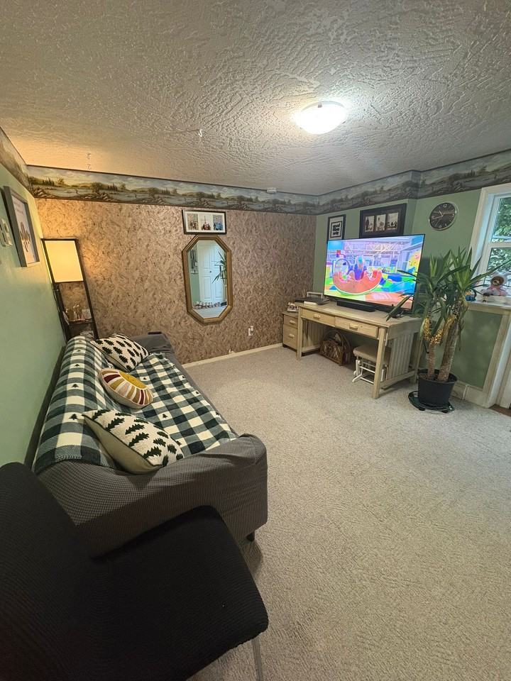 1205 Deeks Place - Photo 5 of 21