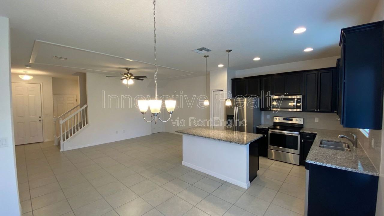 2271 Sedge Grass Way - Photo 5 of 15