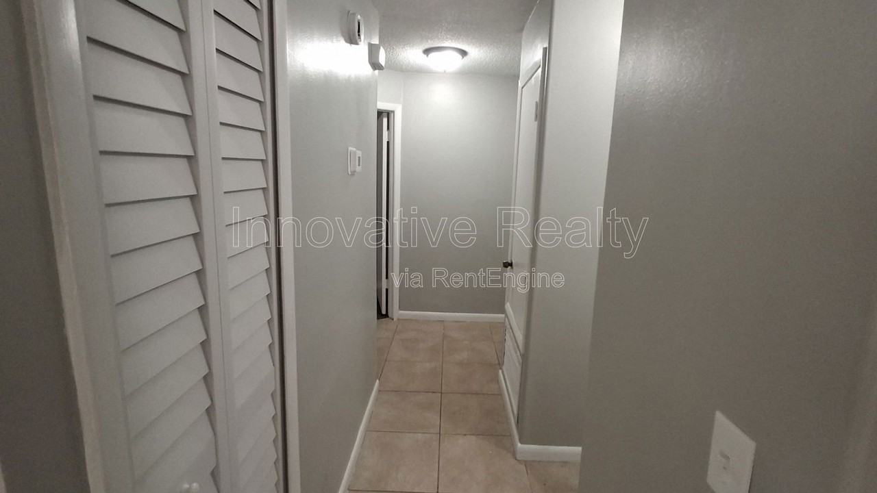 4720 Lighthouse Cir - Photo 7 of 15