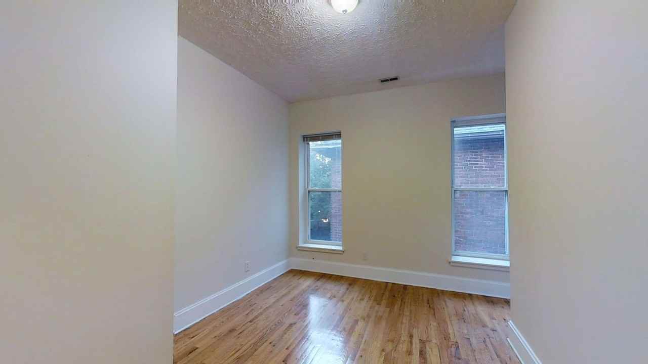 45 1/2 Euclid Ave #C - Photo 5 of 7