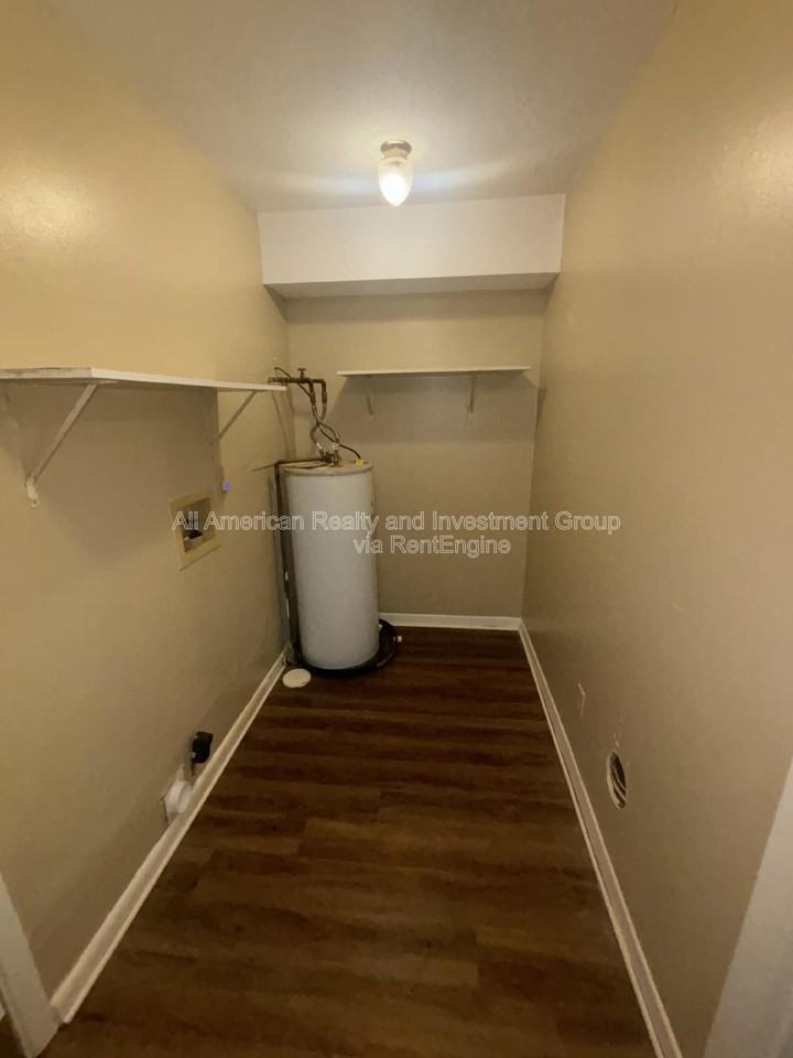 146 Alabama Ave Nw #B - Photo 6 of 26