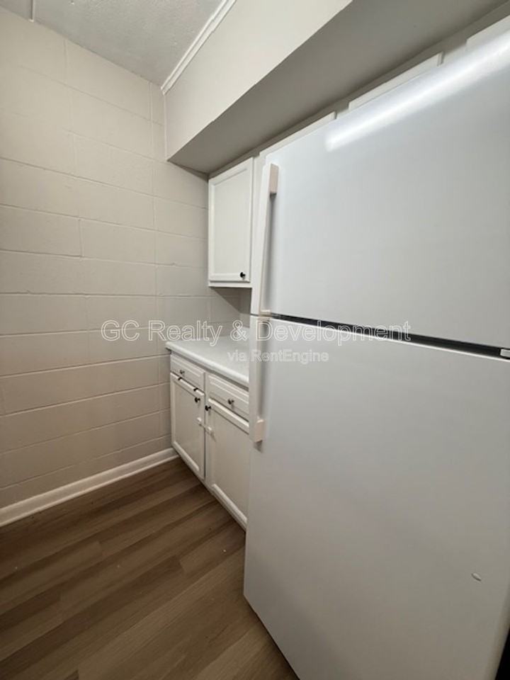 243 Uteg St #2 - Photo 7 of 16