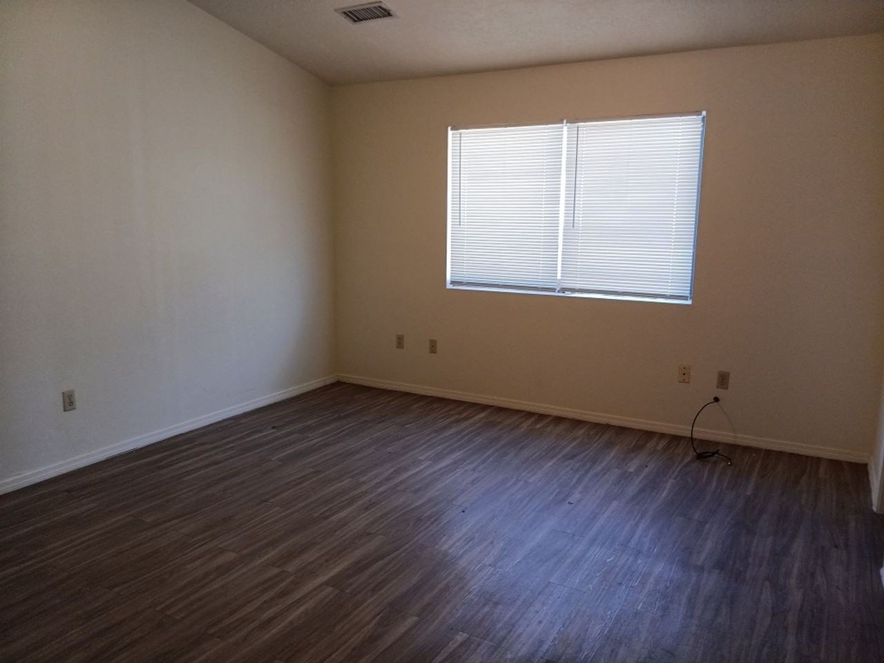 523 Parnelli Dr Sw - Photo 6 of 14