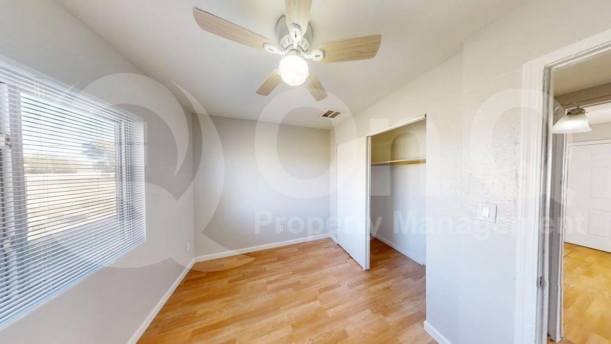 14 S 31st Ave #4 - Photo 2 of 11