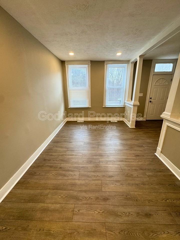 2438 Druid Park Dr - Photo 3 of 15