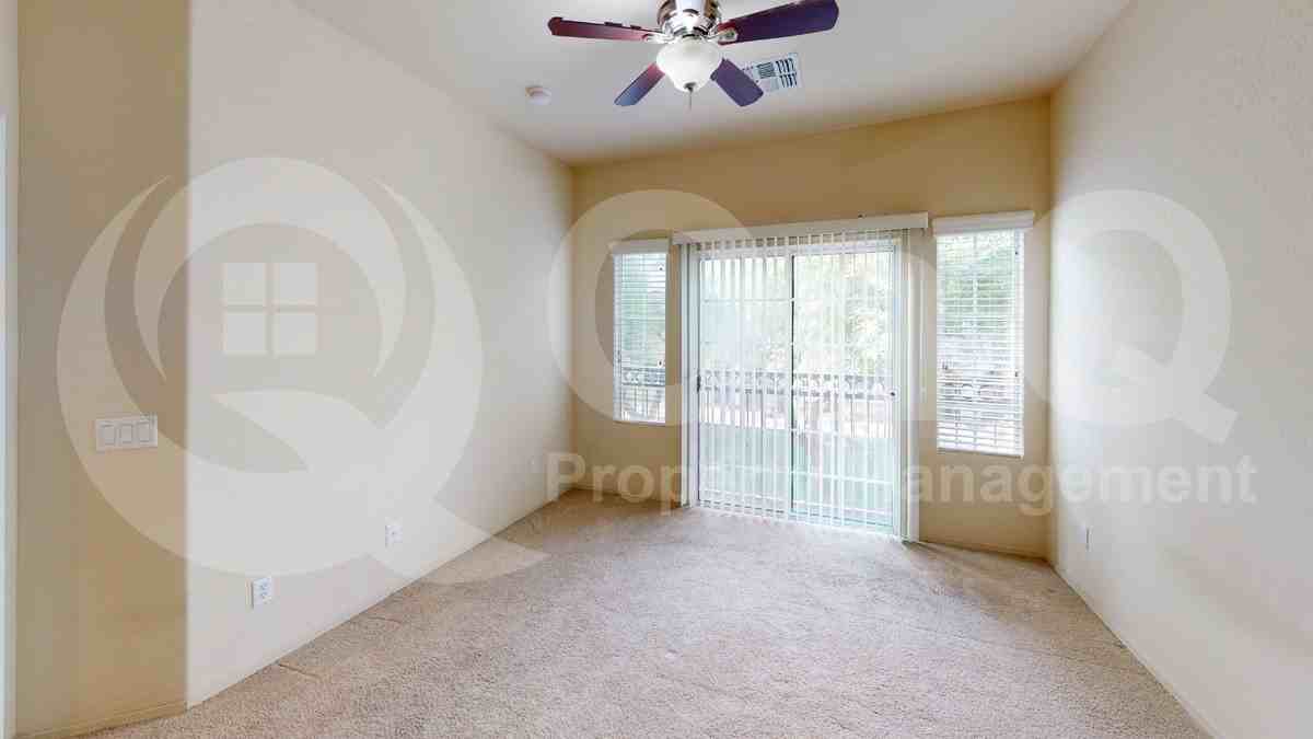 4714 E Waterman St #102 - Photo 6 of 11