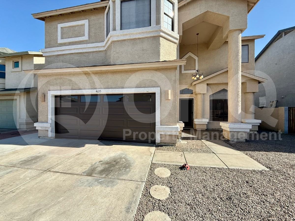 4655 N 99th Dr - Photo 3 of 44