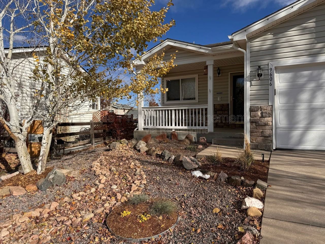 9606 Fox Den Dr - Photo 6 of 48