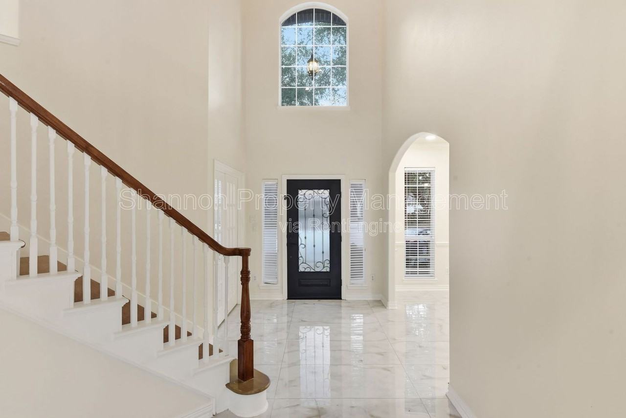 6507 Hill Haven Ct - Photo 6 of 49