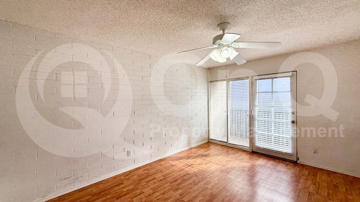 1828 W Tuckey Ln #11 - Photo 6 of 15