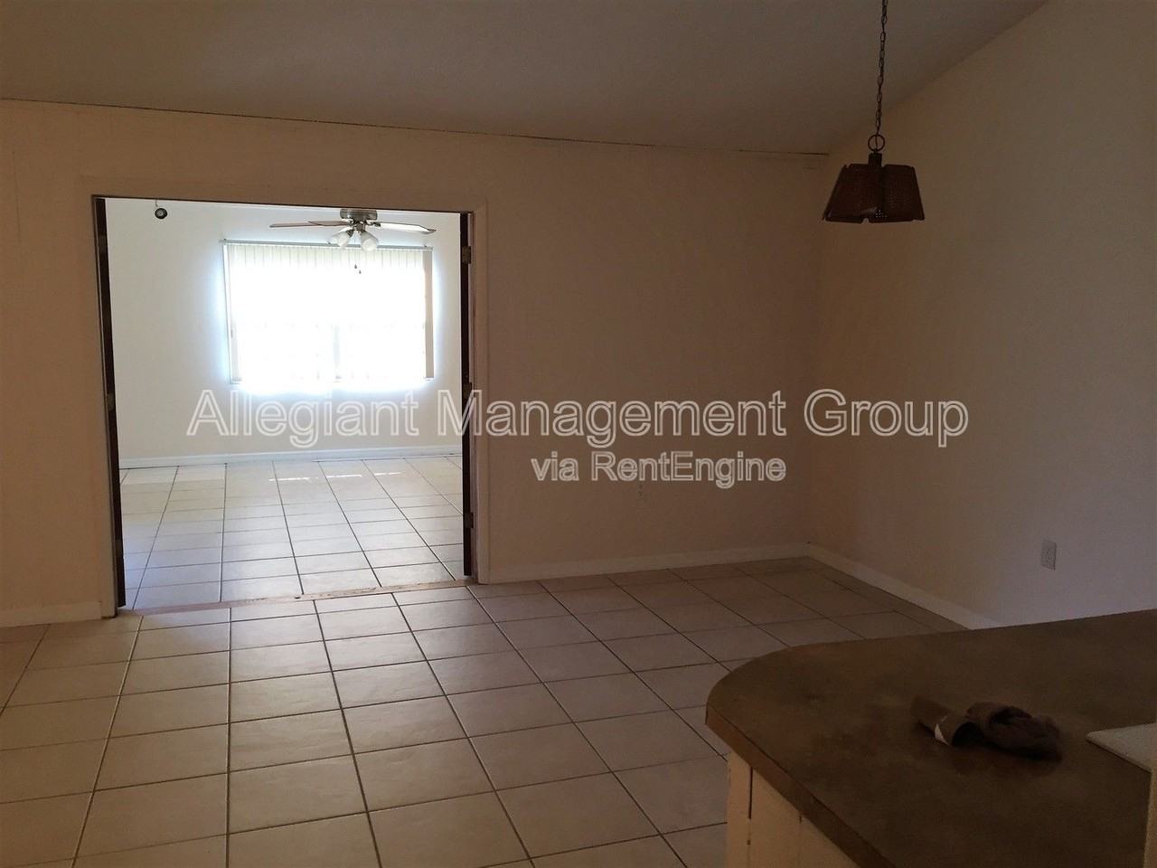 2756 Courtland Blvd - Photo 3 of 17