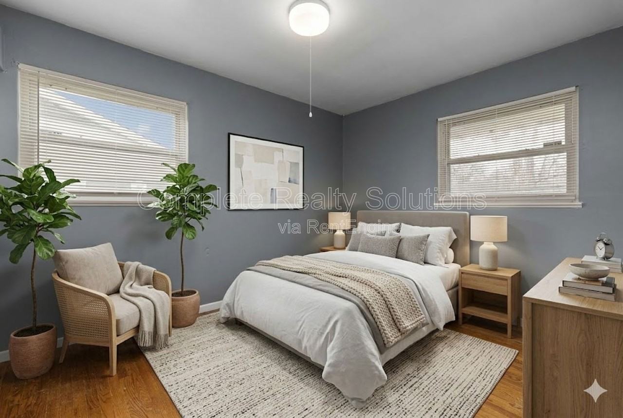 135 Dundee Cir - Photo 7 of 34