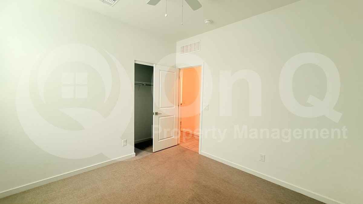 40499 W Shaver Dr - Photo 5 of 21