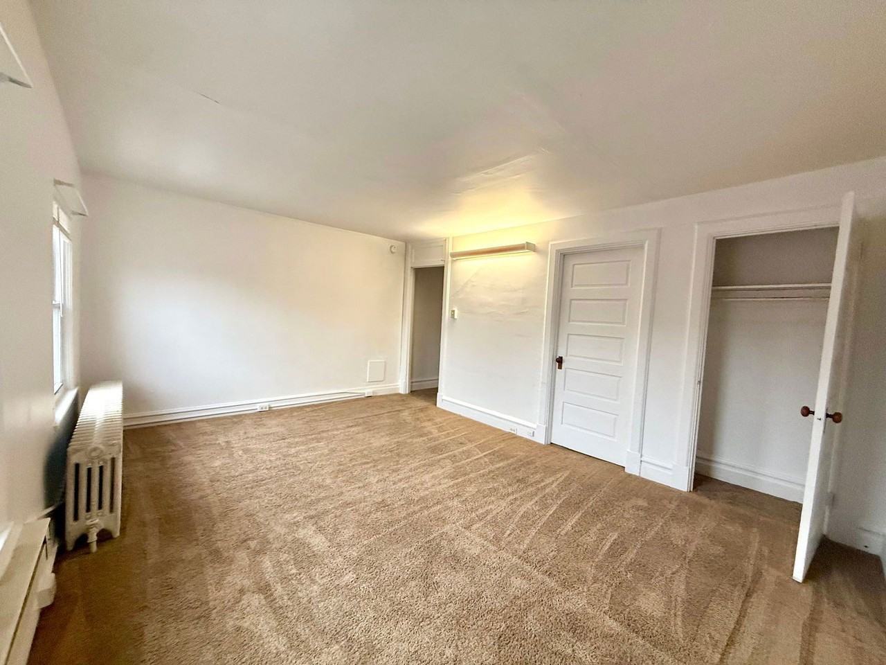 613 N Plum St #3 - Photo 2 of 10