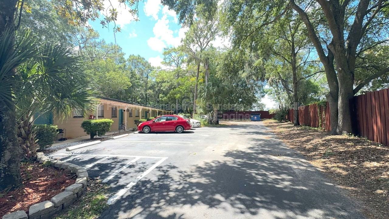 10342 Atlantic Cir #10 - Photo 4 of 4