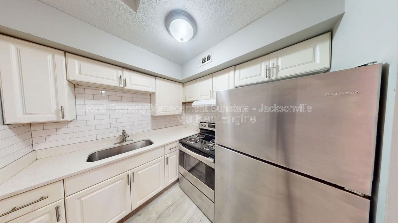 2887 Post St #05 - Photo 4 of 9