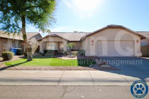 featured image of 4521 E Saint John Rd