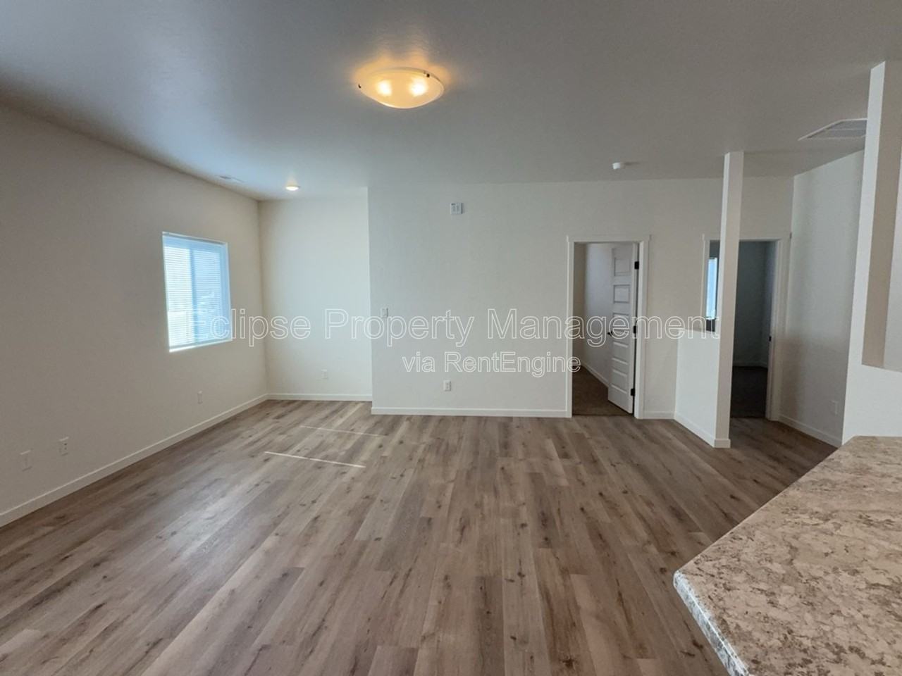 2638 B 1/2 Rd - Photo 4 of 45