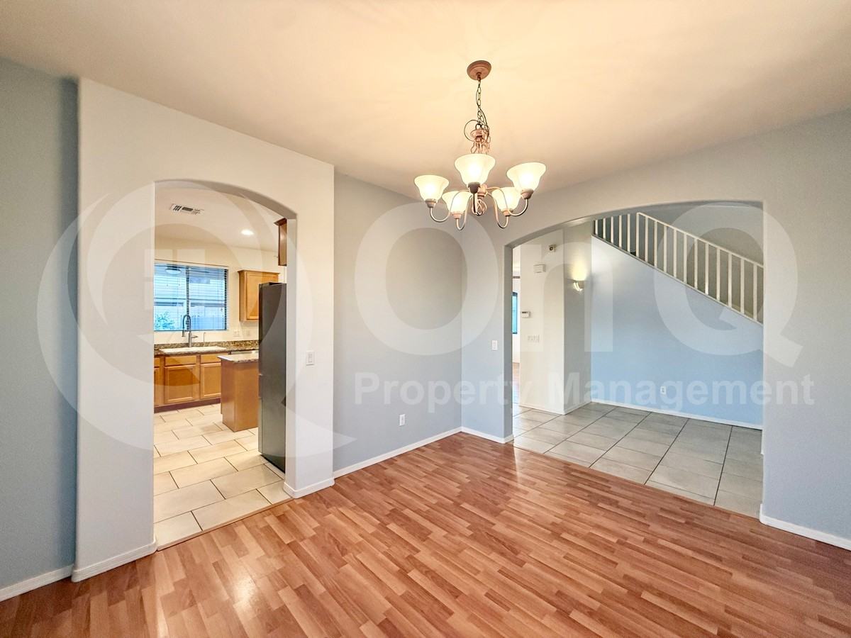 4036 E Dublin St - Photo 6 of 27