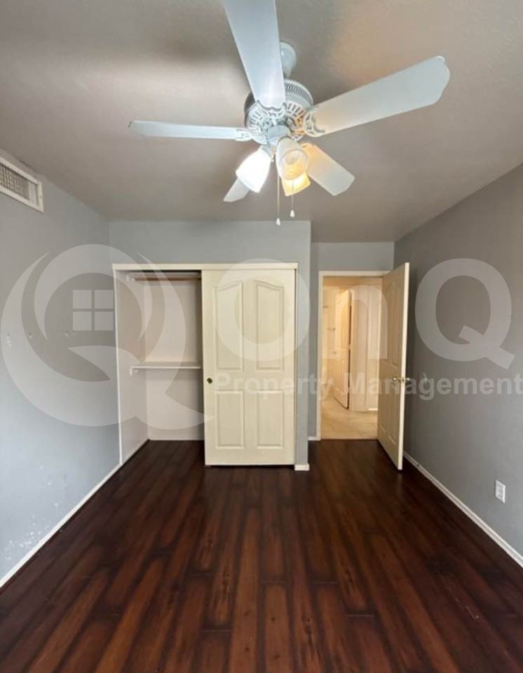 1380 W Maria Ln - Photo 7 of 16