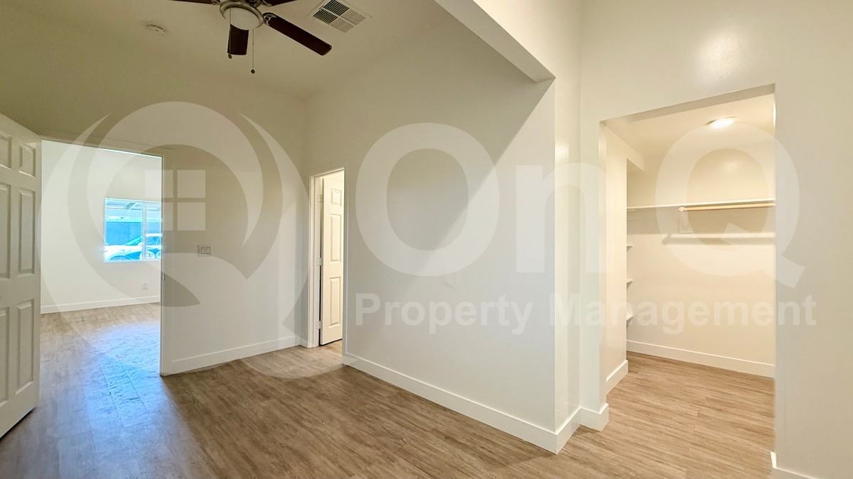 231 S 1st St #C - Photo 6 of 10