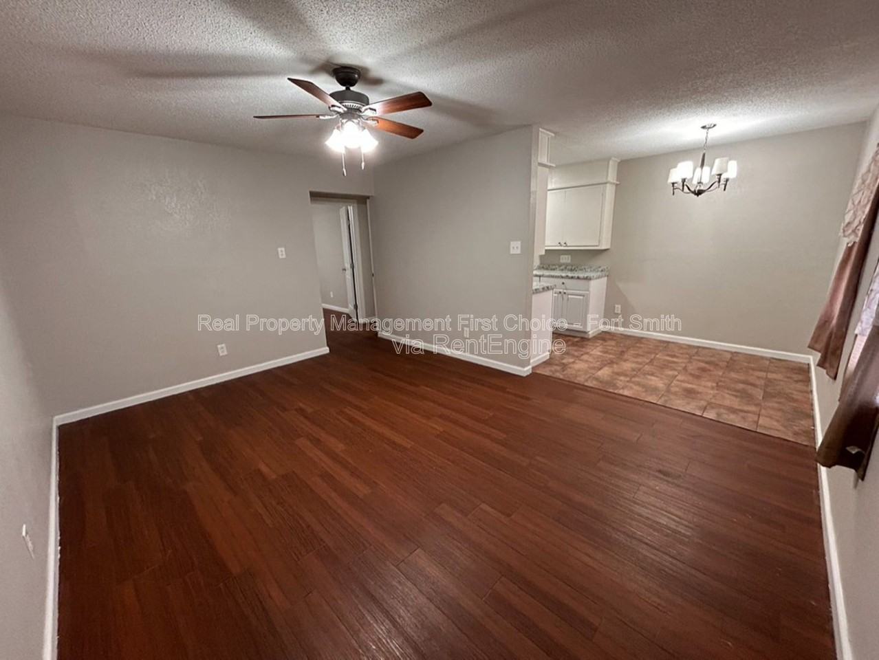 1010 S 19th St #2 - Photo 2 of 11